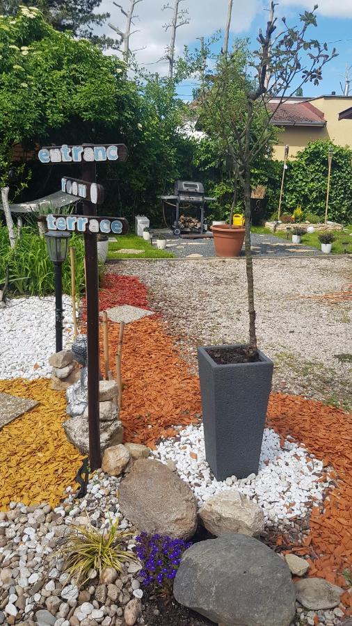Joy Guesthouse Siófok Eksteriør billede