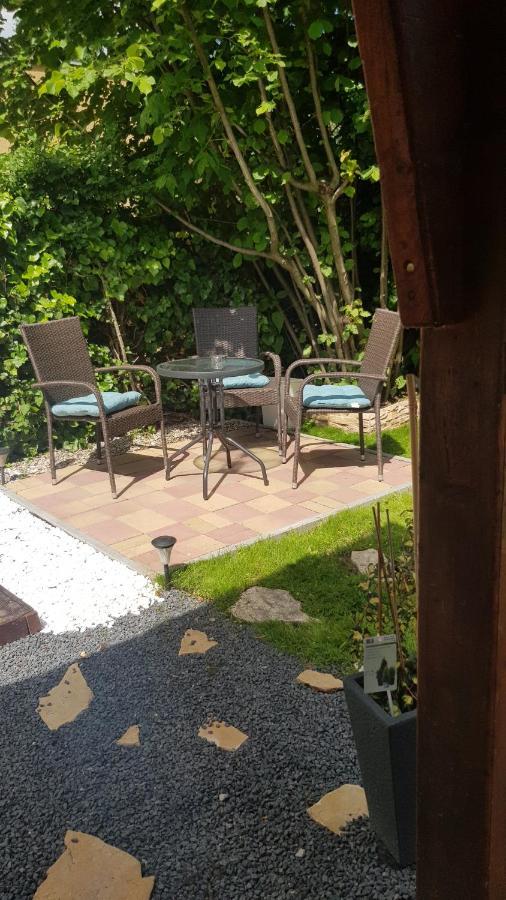 Joy Guesthouse Siófok Eksteriør billede