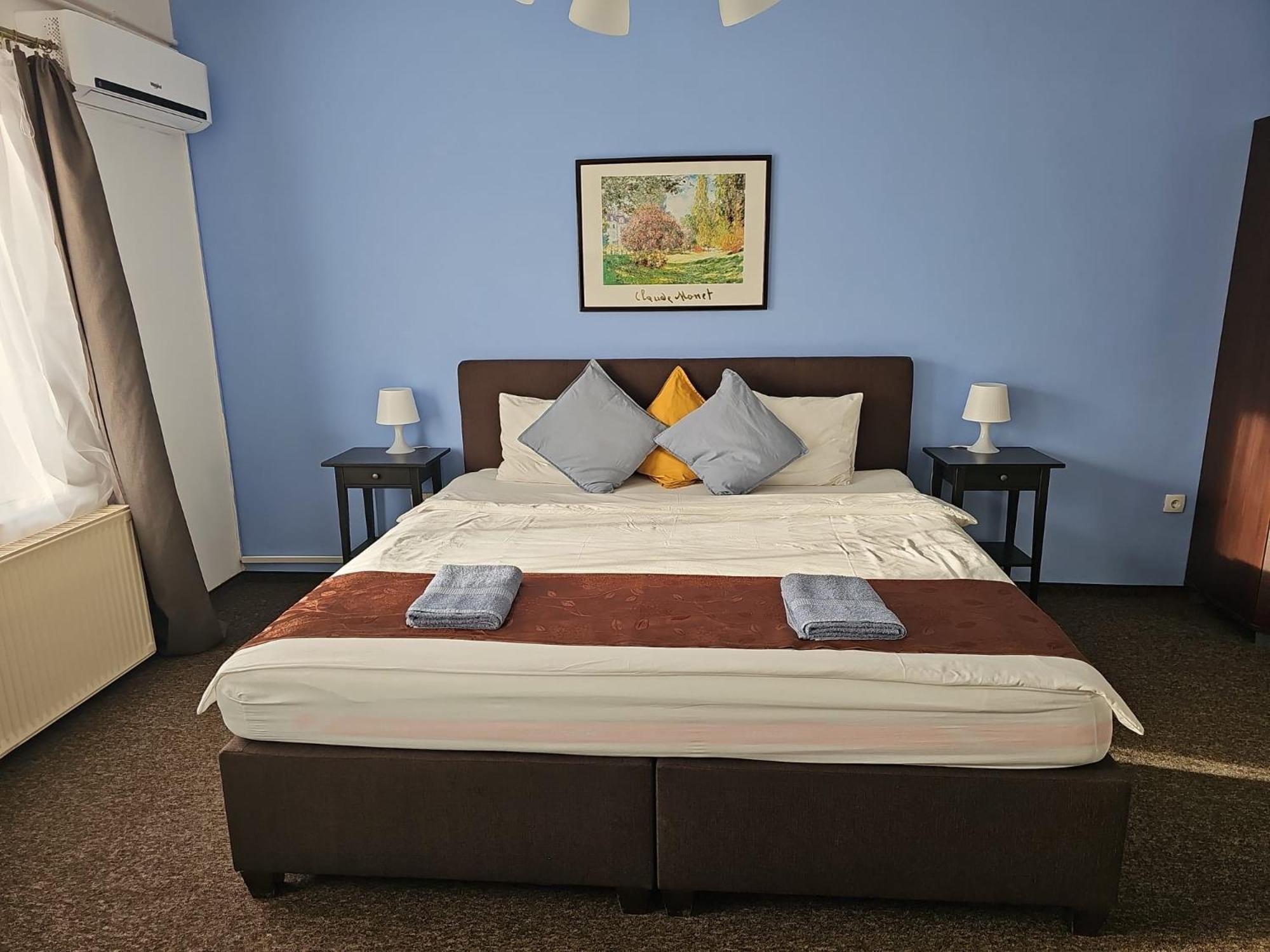 Joy Guesthouse Siófok Eksteriør billede