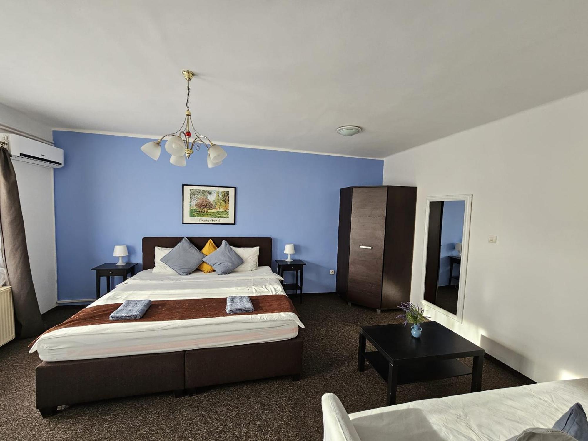 Joy Guesthouse Siófok Eksteriør billede