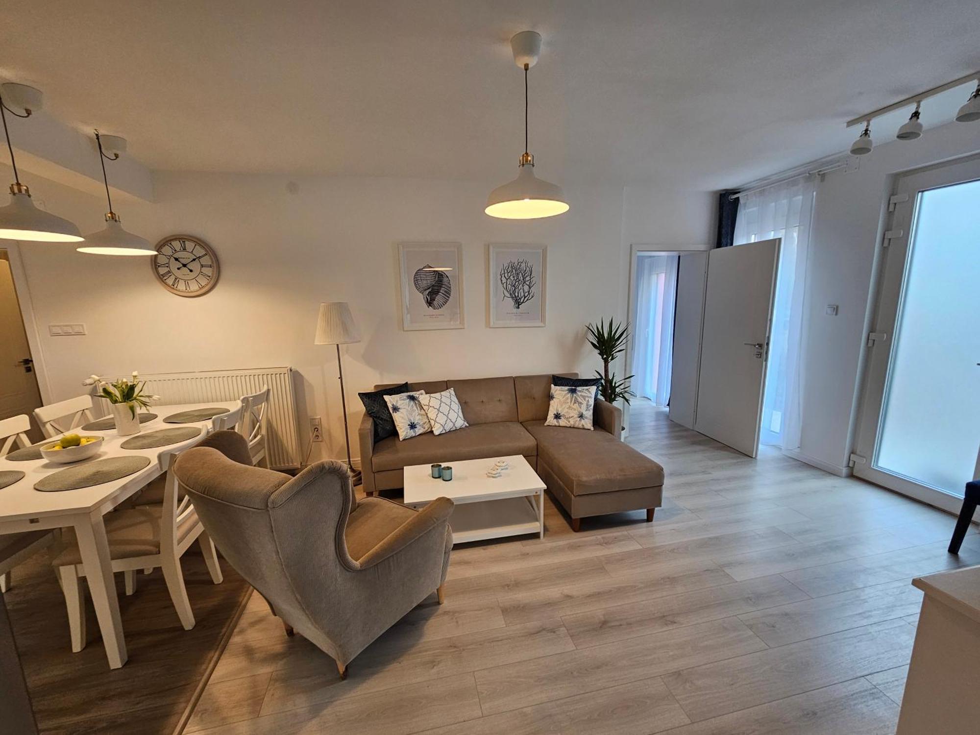 Joy Guesthouse Siófok Eksteriør billede
