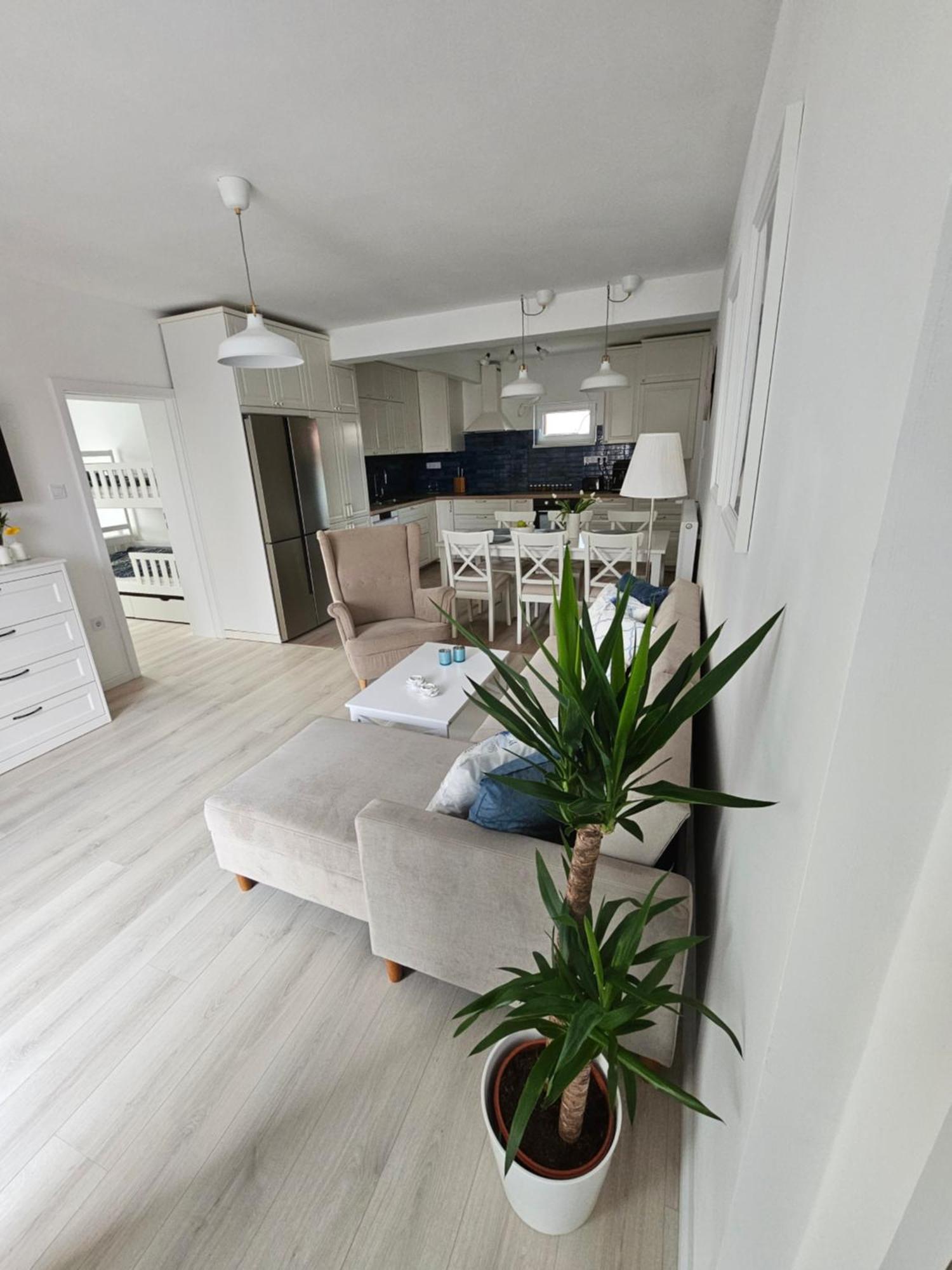 Joy Guesthouse Siófok Eksteriør billede