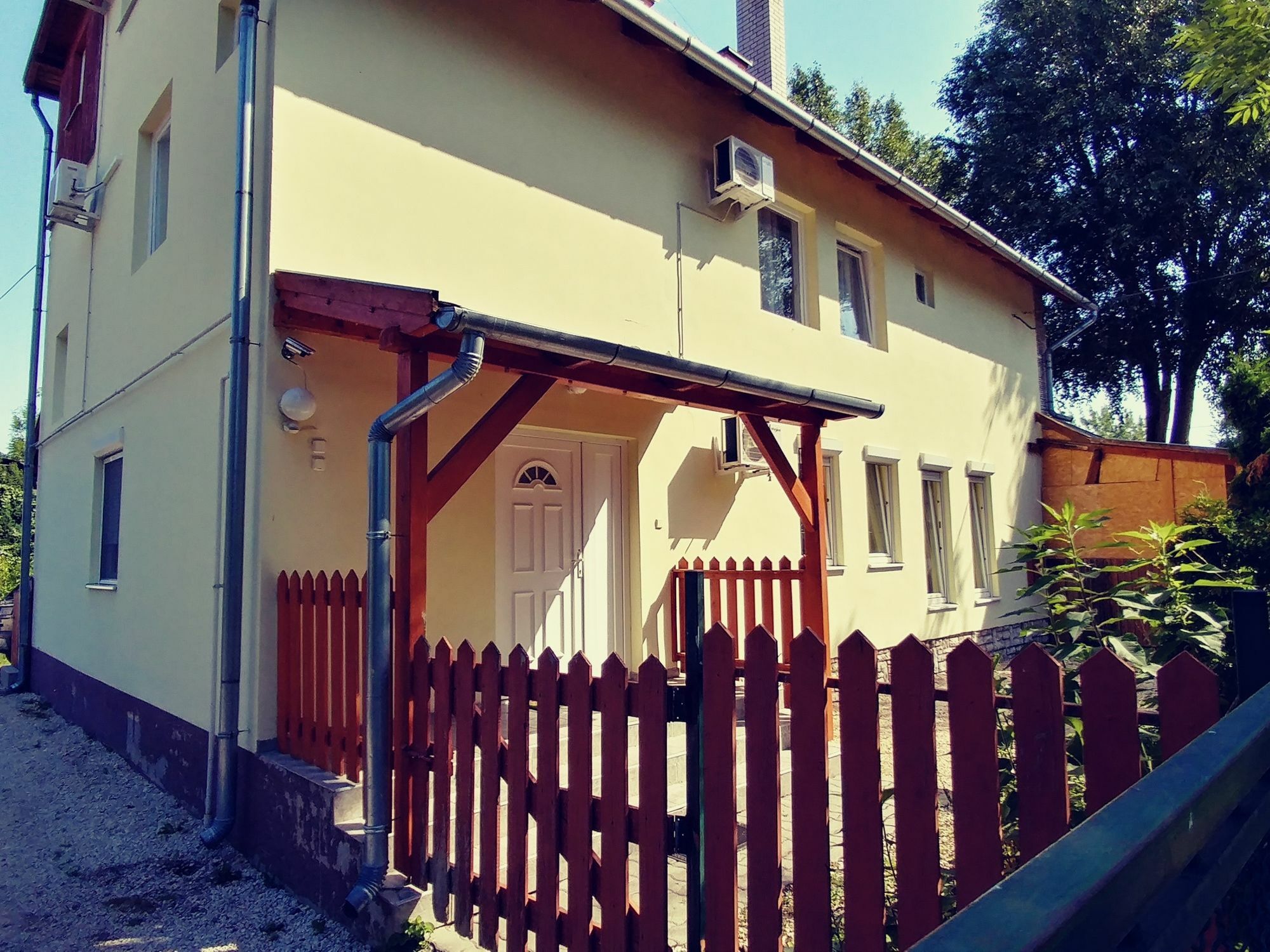 Joy Guesthouse Siófok Eksteriør billede