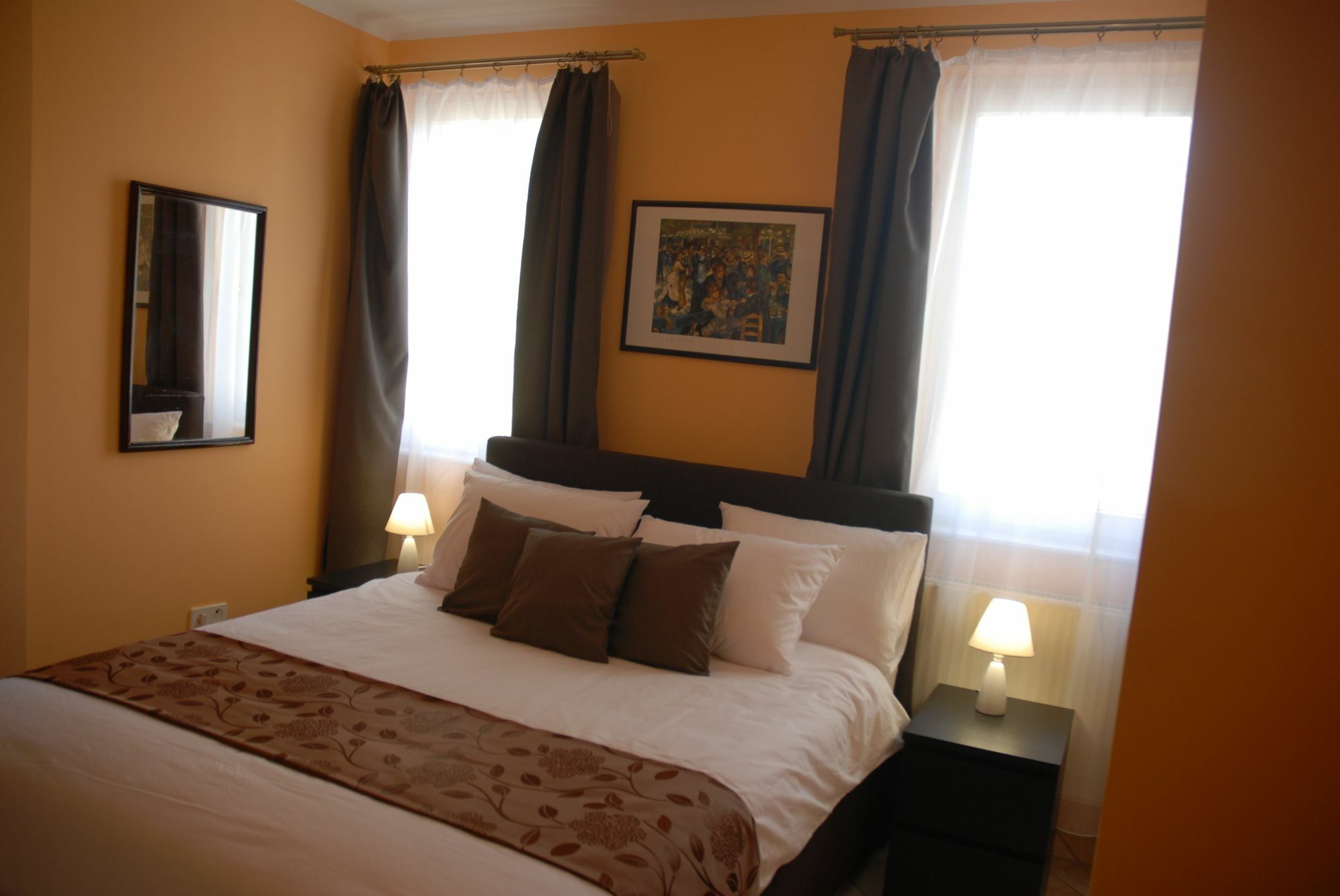 Joy Guesthouse Siófok Eksteriør billede