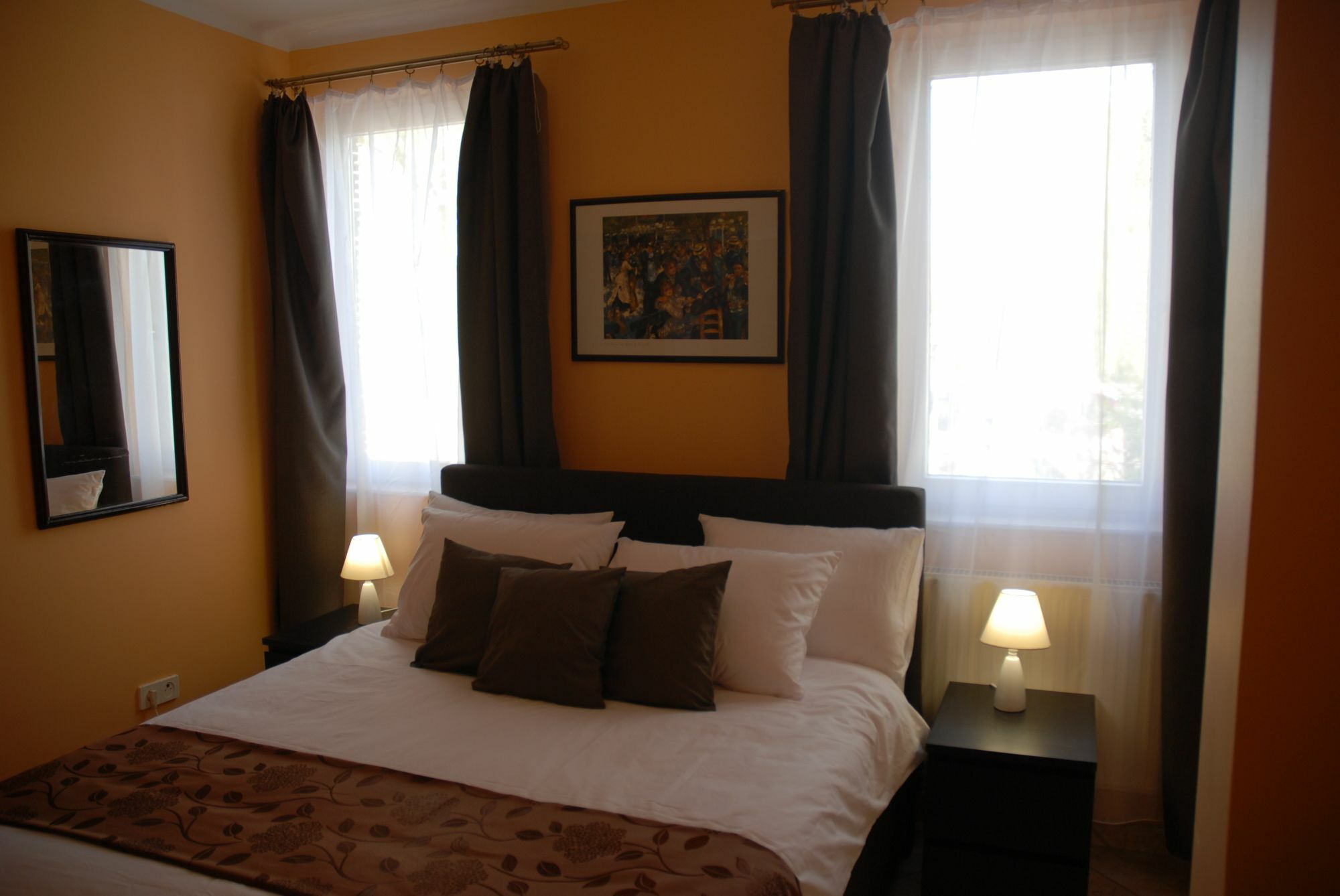 Joy Guesthouse Siófok Eksteriør billede