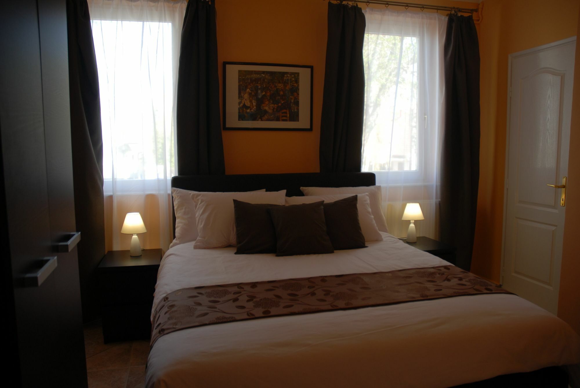 Joy Guesthouse Siófok Eksteriør billede
