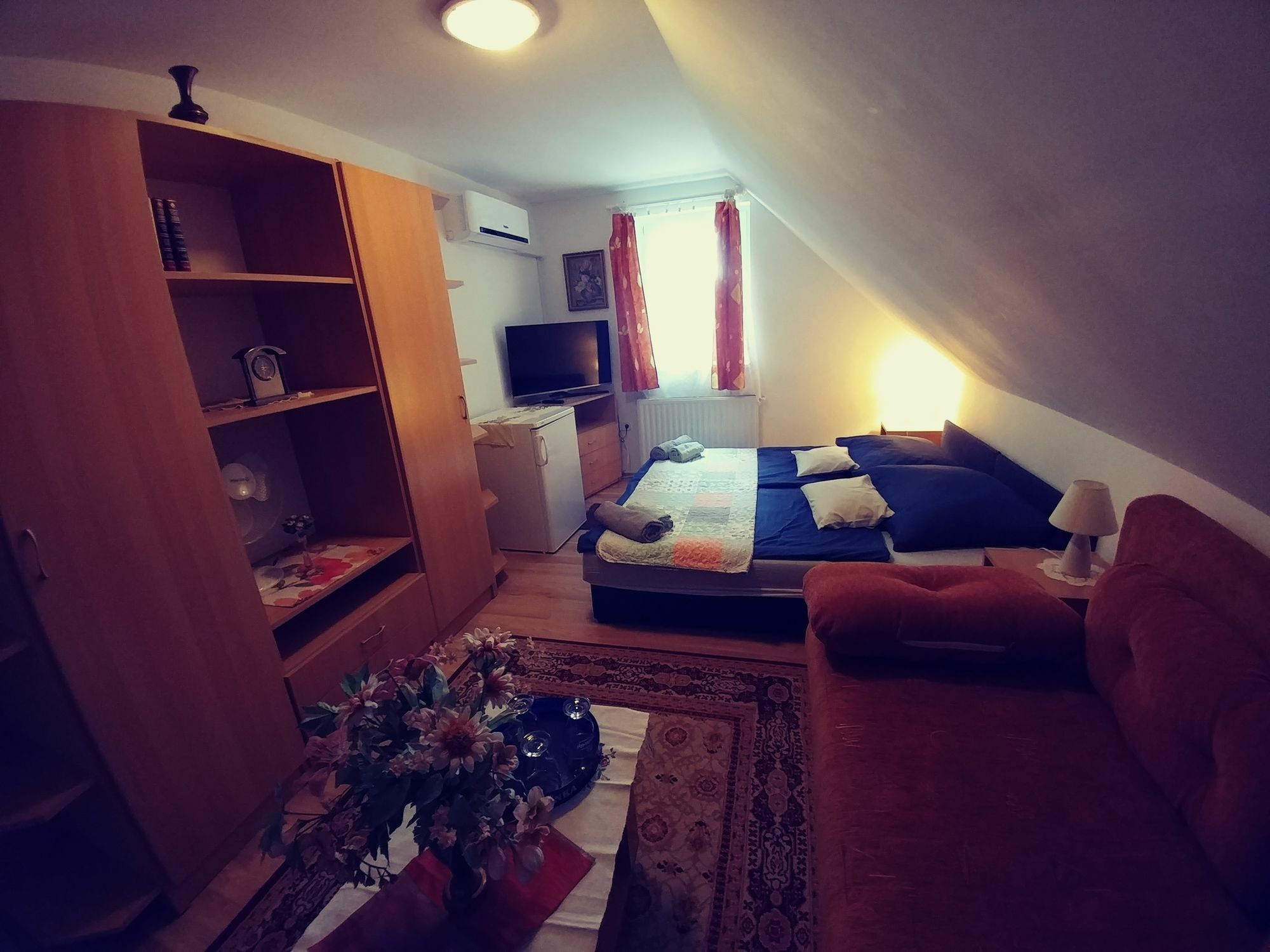Joy Guesthouse Siófok Eksteriør billede